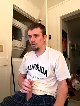 Snapshot of alwayshorny90 chatting on 11/05/25, 02:58 alwayshorny90 online show from 11/05/25, 02:58