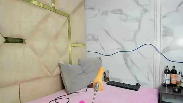 Allisonts69 online show from 10/14/25, 03:07