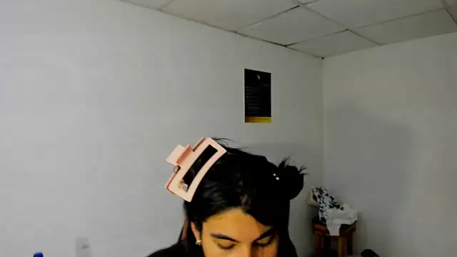 Allisonts69 online show from 12/02/25, 09:27