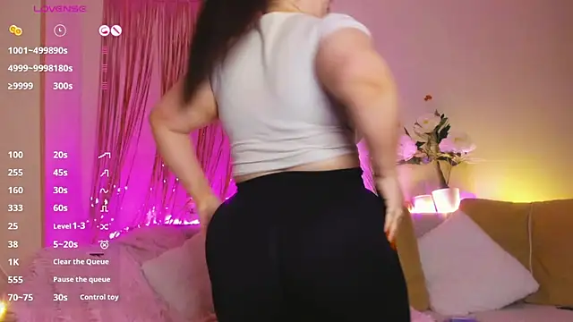 Miss Mila  online show from 04/30/26, 06:37