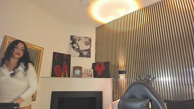 SyraPalmer online show from 11/15/25, 03:54