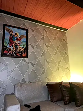 Alisse taylor2 online show from 11/15/25, 11:25