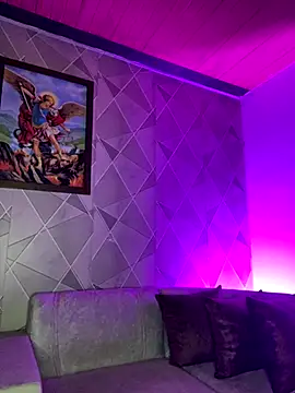 Alisse taylor2 online show from 11/08/25, 11:47