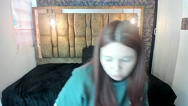 Isa Thompson   online show from 02/16/26, 12:04