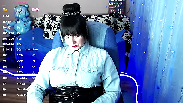 Snapshot of MilaRay chatting on 12/17/24, 12:22 MilaRay online show from 12/17/24, 12:22