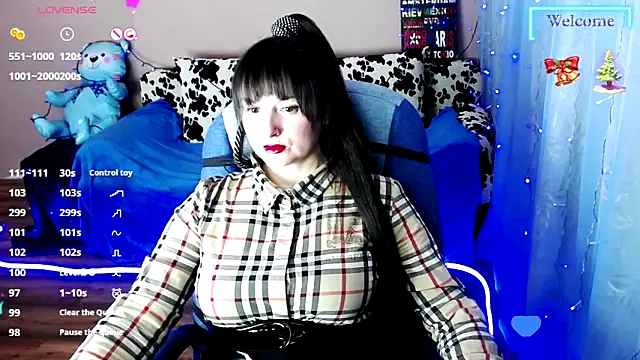 Snapshot of MilaRay chatting on 01/23/25, 11:15 MilaRay online show from 01/23/25, 11:15