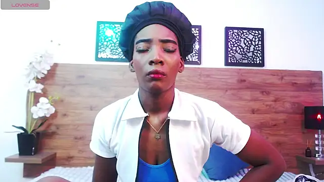 AlexandraCambell online show from 02/05/26, 08:59