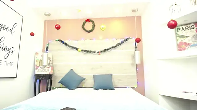 AlexandraCambell online show from 12/14/25, 09:04