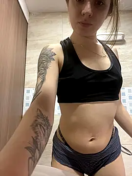 karla-thomsom10 online show from 11/20/25, 10:09