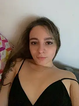 karla-thomsom10 online show from 11/13/25, 08:24