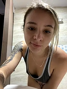 karla-thomsom10 online show from 09/22/25, 10:49