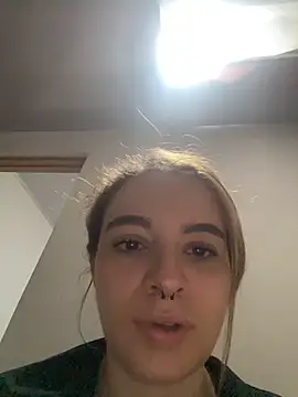 karla-thomsom10 online show from 03/05/26, 06:37