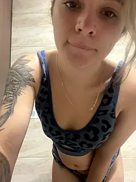 karla-thomsom10 online show from 10/08/25, 10:43