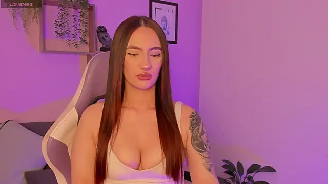  CELESTE MOORE online show from 10/24/25, 10:42