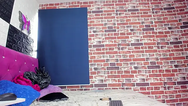 aliaandadara online show from 09/20/25, 01:38