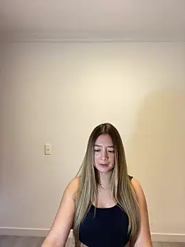 Zara Ross online show from 10/19/25, 04:37