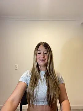 Zara Ross online show from 05/25/26, 02:11
