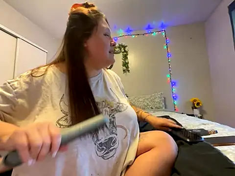 JizzyJazzunleashed online show from 10/28/25, 11:03