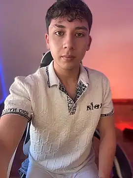 Snapshot of Casper___kyy chatting on 11/13/25, 11:58 Casper kyy online show from 11/13/25, 11:58