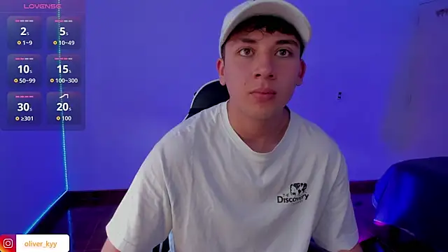 Snapshot of Casper___kyy chatting on 12/02/25, 03:25 Casper kyy online show from 12/02/25, 03:25