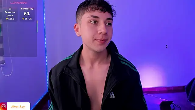 Snapshot of Casper___kyy chatting on 02/19/26, 07:44 Casper kyy online show from 02/19/26, 07:44