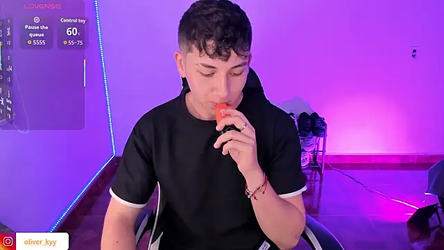 Snapshot of Casper___kyy chatting on 02/16/26, 10:29 Casper kyy online show from 02/16/26, 10:29