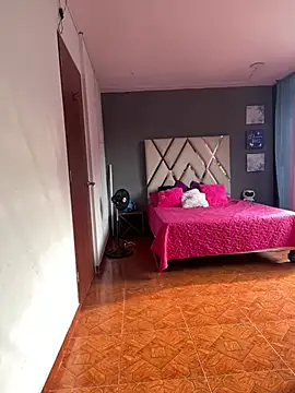 lana rousse01 online show from 02/04/26, 09:21