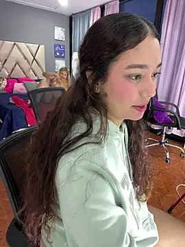 lana rousse01 online show from 02/03/26, 12:32