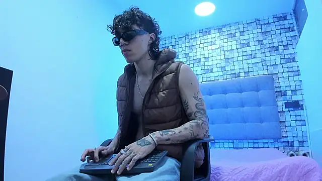 felix  star online show from 09/24/25, 07:42