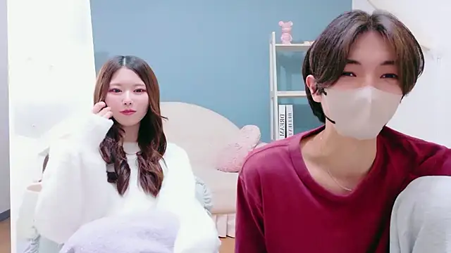 Snapshot of Reto-sama chatting on 12/01/25, 01:12 Reto-sama online show from 12/01/25, 01:12