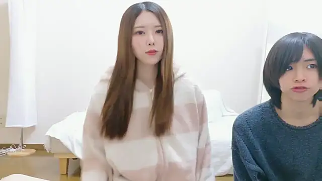 Snapshot of Reto-sama chatting on 12/18/25, 10:30 Reto-sama online show from 12/18/25, 10:30