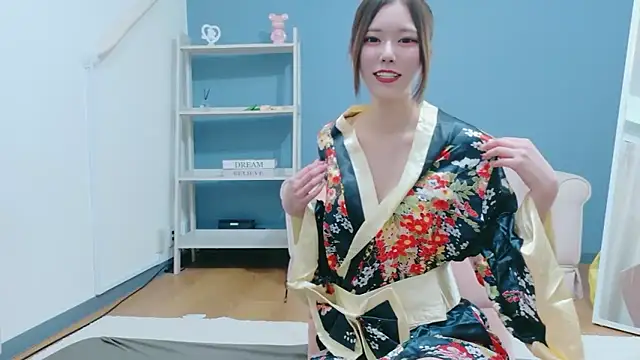 Reto-sama online show from 01/12/26, 01:40