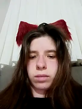 Snapshot of raposinharosada chatting on 02/06/26, 01:45 raposinharosada online show from 02/06/26, 01:45