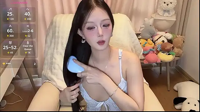 Y-fovik-ii online show from 11/14/25, 04:05