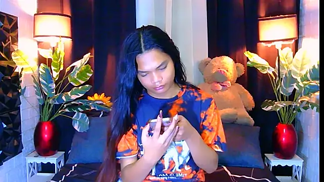 Morena cockts online show from 12/01/25, 11:55