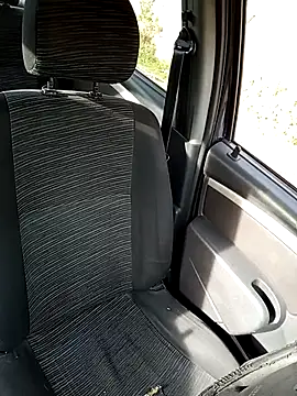 Blackaxes online show from 12/04/25, 09:58