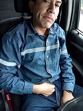 Blackaxes online show from 11/05/25, 09:29