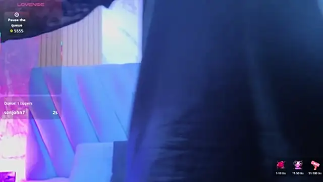 angel  red  online show from 12/03/25, 03:07