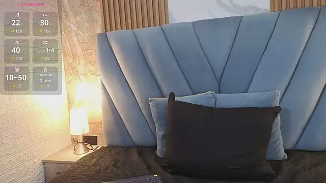 angel  red  online show from 03/19/26, 03:17