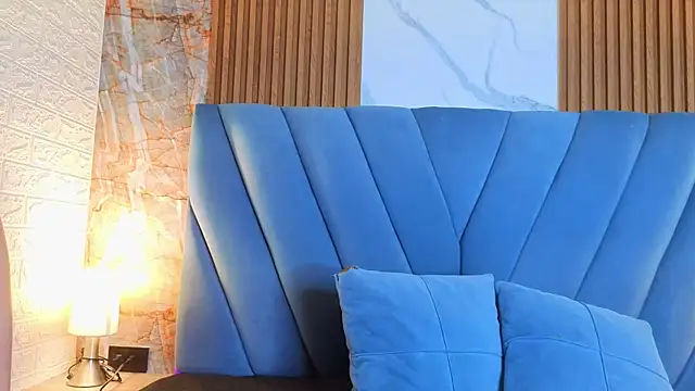 angel  red  online show from 03/26/26, 03:27