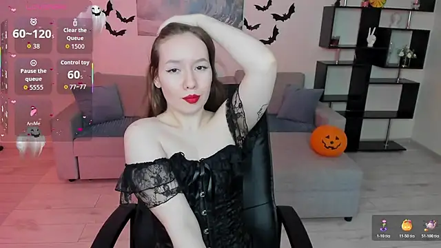 Snapshot of DaniCutie chatting on 10/30/25, 05:10 DaniCutie online show from 10/30/25, 05:10