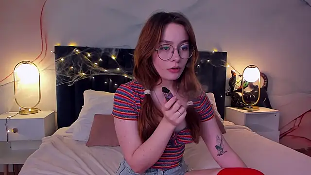 LanaAirlie online show from 10/29/25, 10:14