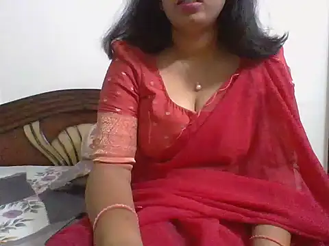 anu-anu2002 online show from 10/26/25, 08:37