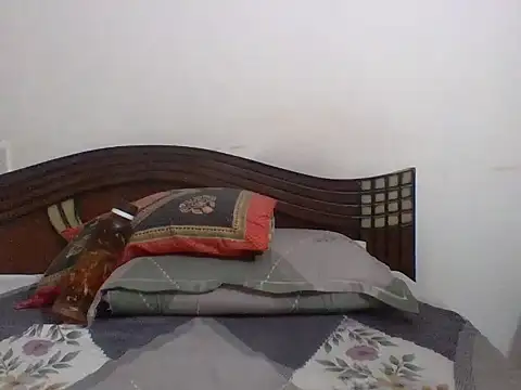 anu-anu2002 online show from 04/02/26, 09:05