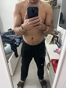 7 INCH MONSTER online show from 02/11/26, 08:03