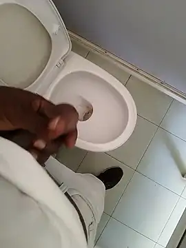 Snapshot of SAManthapathmasri chatting on 11/16/25, 06:40 SAManthapathmasri online show from 11/16/25, 06:40