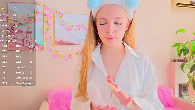 CindyGreen online show from 09/16/25, 06:47