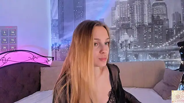 CindyGreen online show from 11/11/25, 06:19