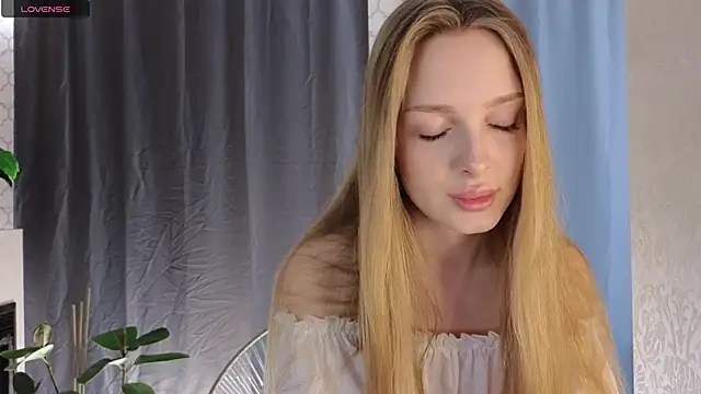 CindyGreen online show from 11/13/25, 06:17