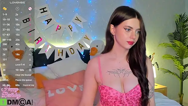  xna  online show from 12/05/25, 12:21